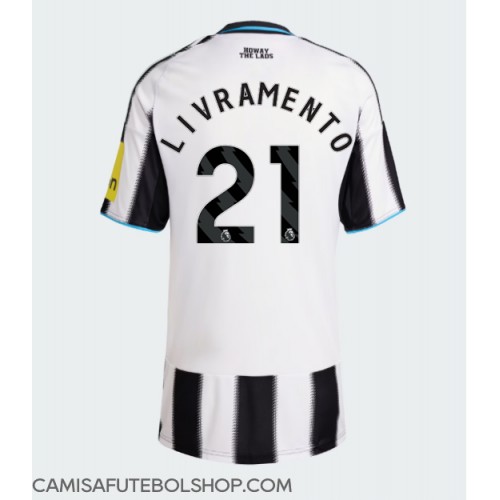 Camisa de time de futebol Newcastle United Tino Livramento #21 Replicas 1º Equipamento Feminina 2025-26 Manga Curta